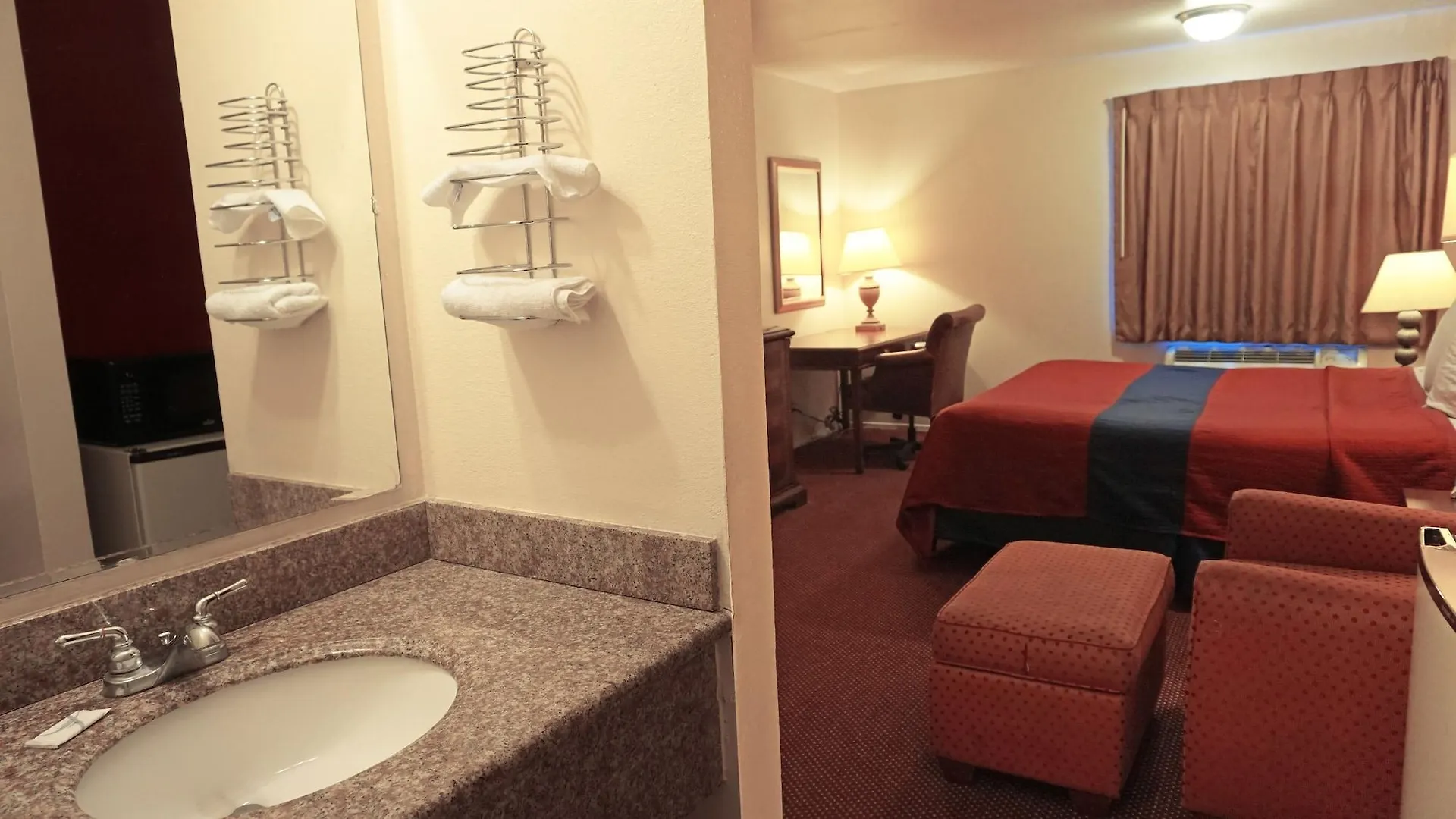 Rainbow Inn Anaheim 2*,